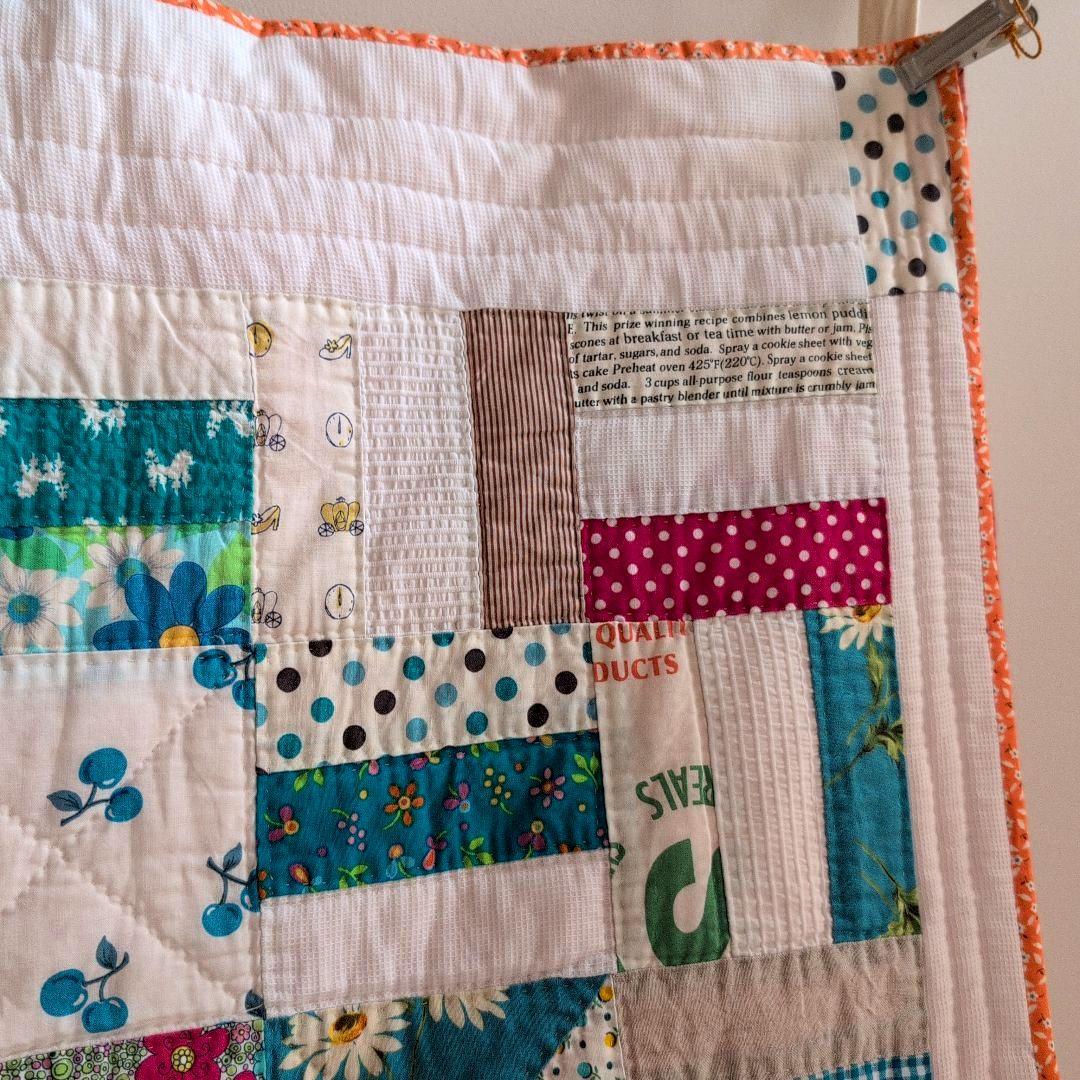 パッチワークキルト　ハンドメイド