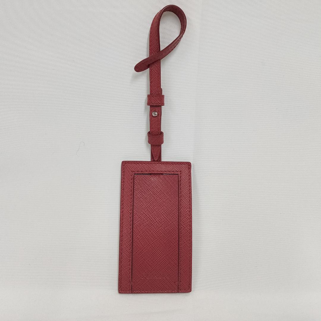 ○★新品 未使用 プラダ サフィアーノレザー ラゲッジタグ レッド ネームタグ