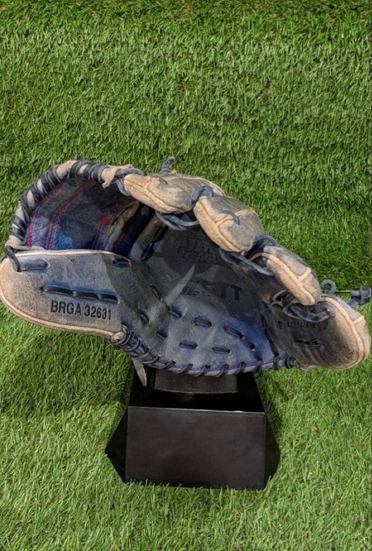 野球グラブ　グローブ　一般軟式大人用　投手用　ZETT 岩隈久志モデル