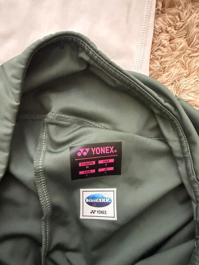YONEX ホワイトTシャツ グリーンスカート Lサイズ テニスウェア