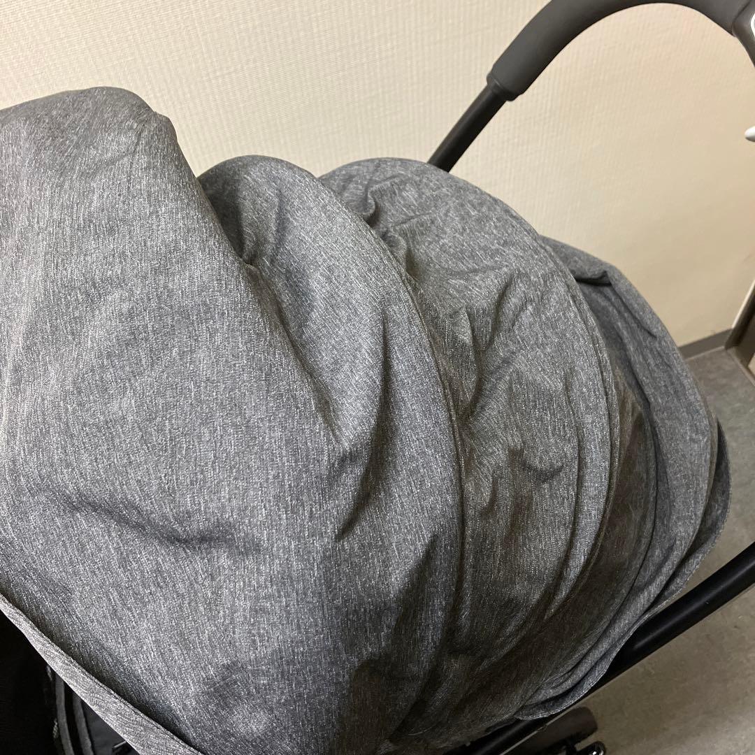 3 Combi コムペット ミリクランアルファ　ペットカート 30kg 多頭