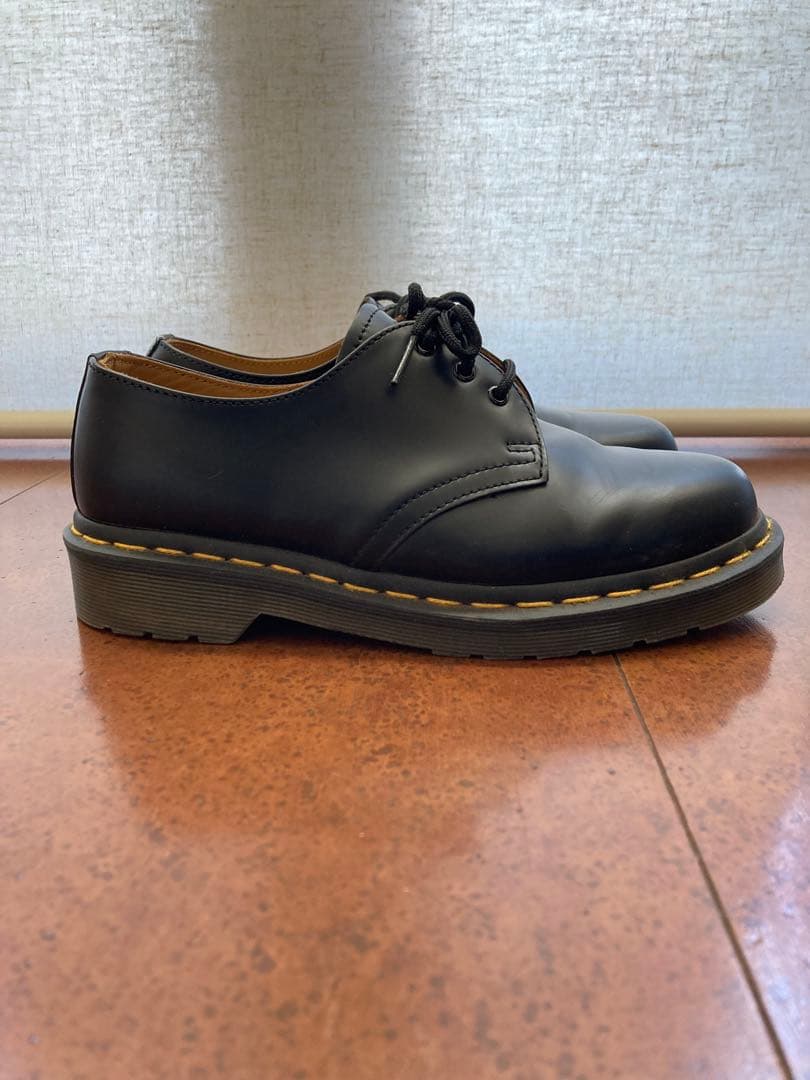 Dr. Martens ドクターマーチン 3ホール UK5