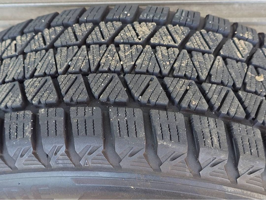 ブリヂストン ブリザックスタッドレスタイヤ 18インチ ホイールセット