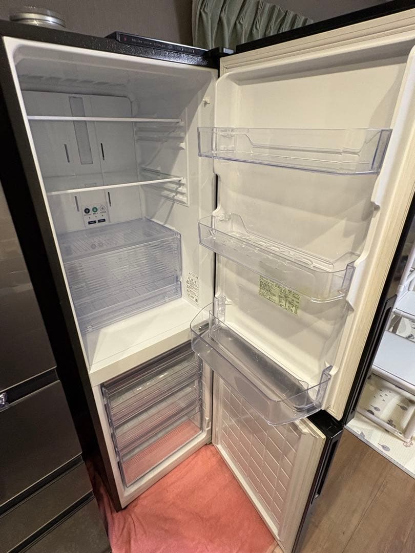 シャープ冷蔵庫　310L 大容量冷凍庫