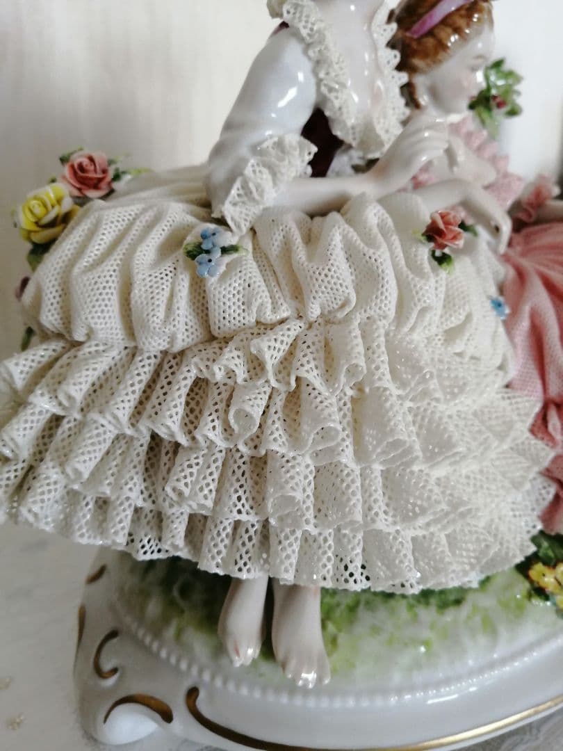 陶器人形 レースドール フィギュリン 【UNTER WEISS BACH】