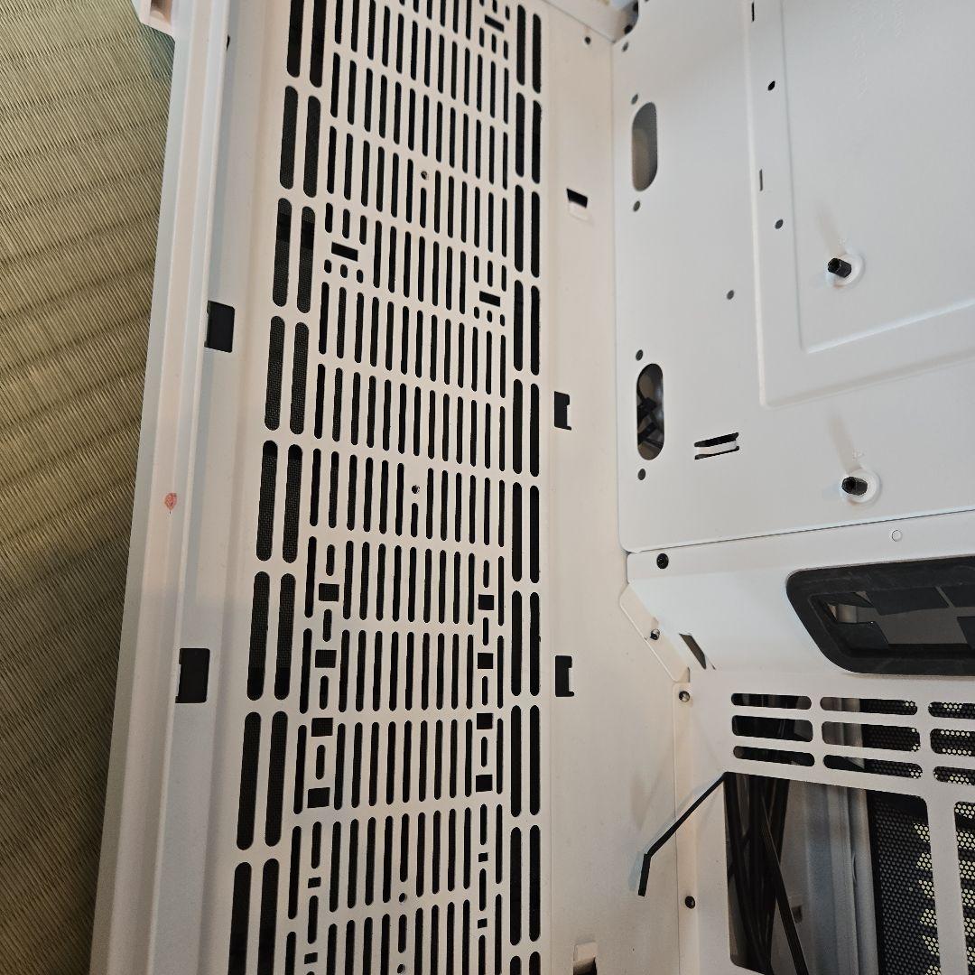 Thermaltake View 51 TF  PCケース