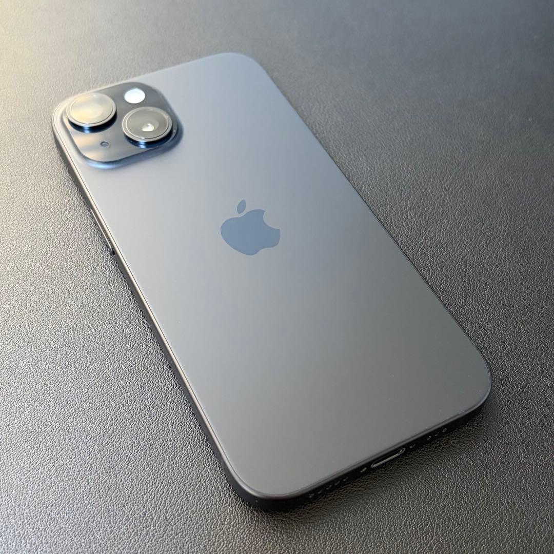 iPhone 15 ブラック 128 GB SIMフリー