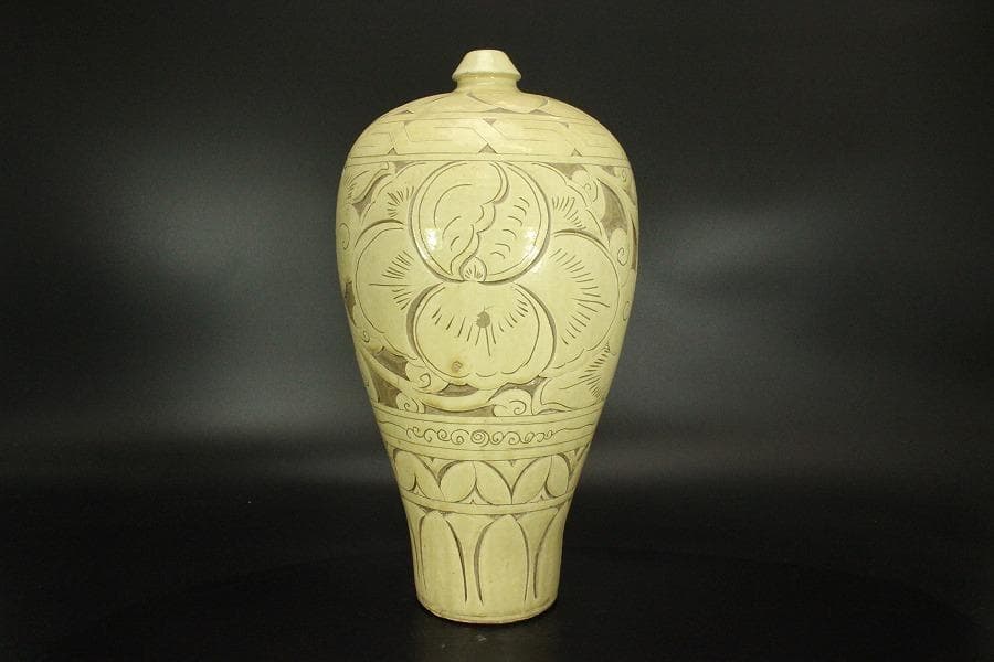 中国美術 磁州窯 纏枝蓮花 梅瓶(HA522)