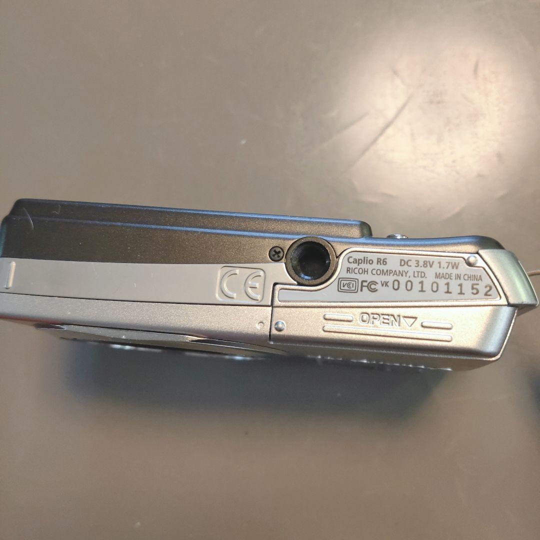 RICOH CAPLIO R6 コンパクトデジタルカメラ シルバー