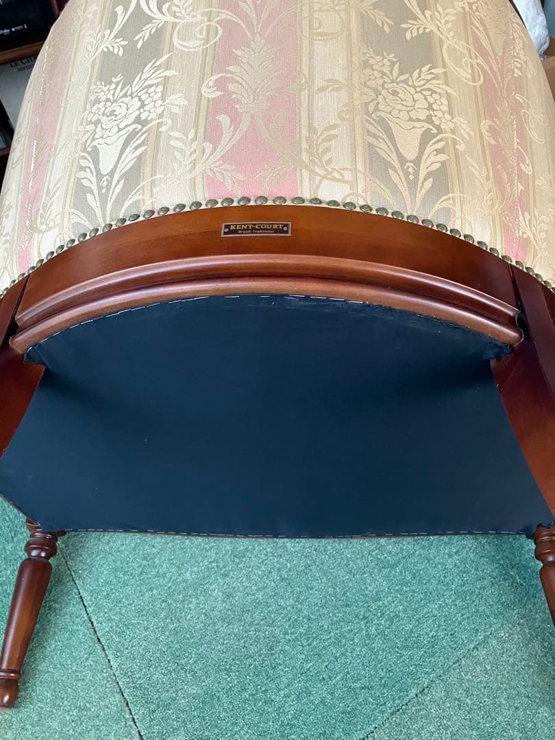 お値下げ　アンティーク　肘掛け　椅子1人掛け　英国風　家具の老舗マルニ　木工製