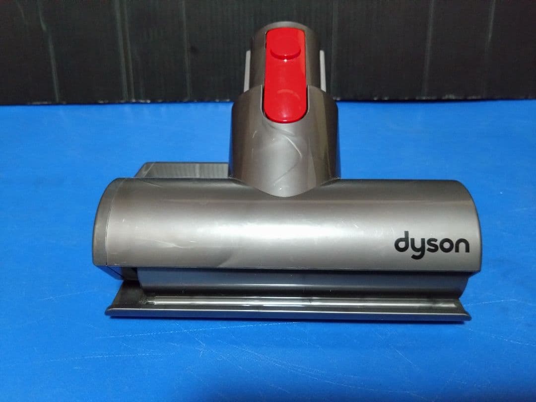 お勧め品！新品バッテリー！dyson V7 SV-11 コードレス クリーナー