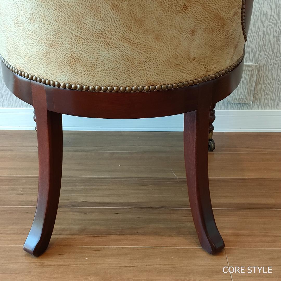 希少　ヒッコリーチェア　キャスター付き　クラシック家具　太鼓鋲①