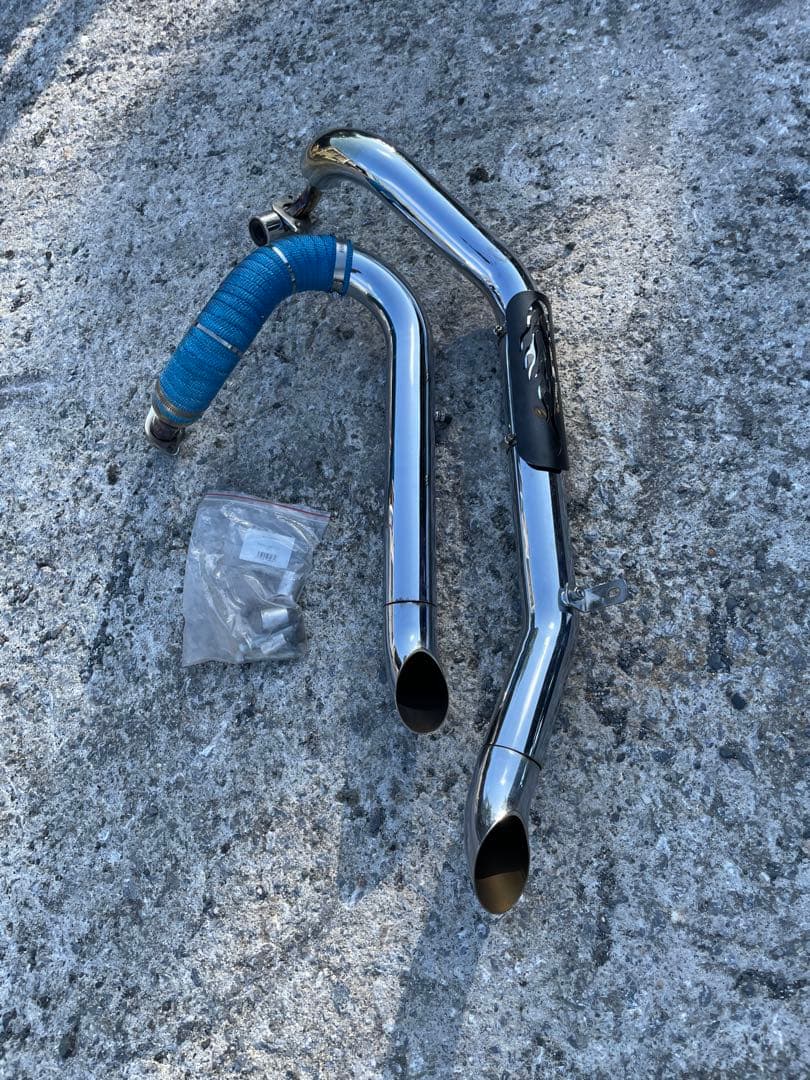 ナ*ト様 ドラッグスター400用爆音社外マフラー