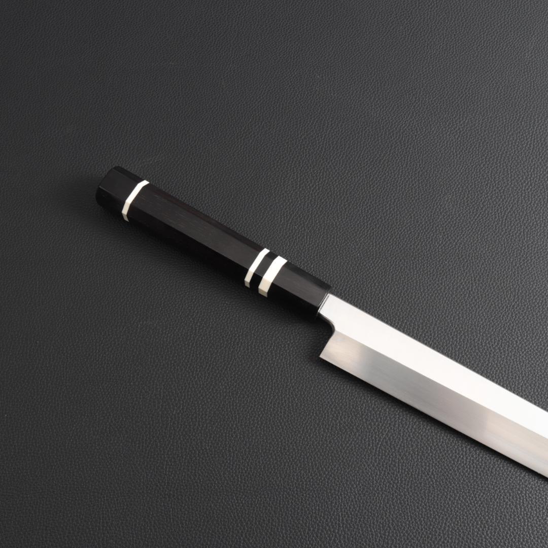 9358 柳刃包丁 9寸 刺身包丁 刃は究極の切れ味 黒檀黒水牛角白三本巻八角柄