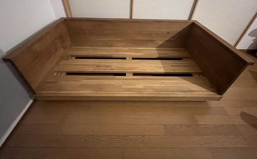 ソファーの枠