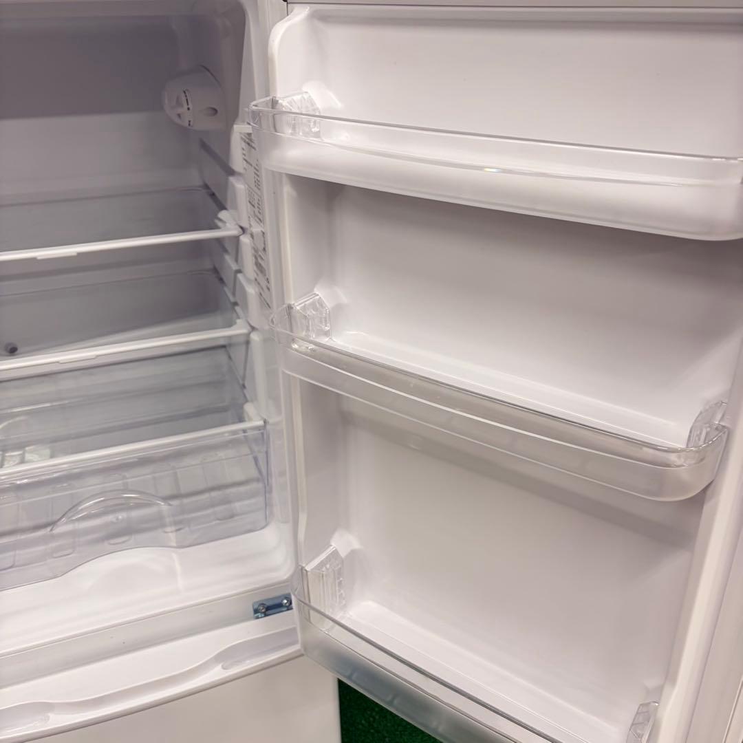 650 2024年製　冷蔵庫　最新　100L強　小型　一人暮らし　右開き　2ドア