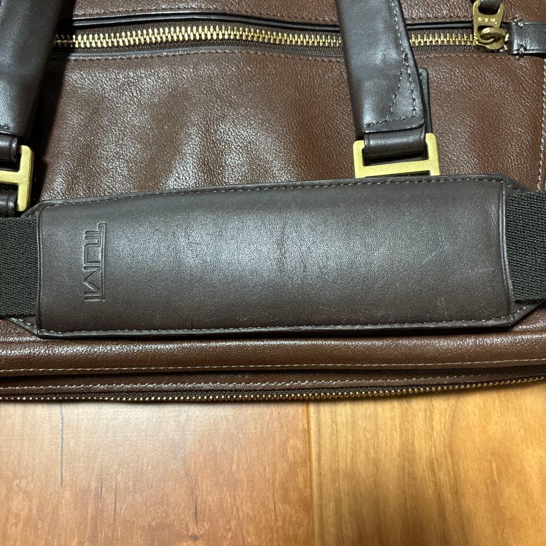 TUMI ブラウン レザー ビジネスバッグ