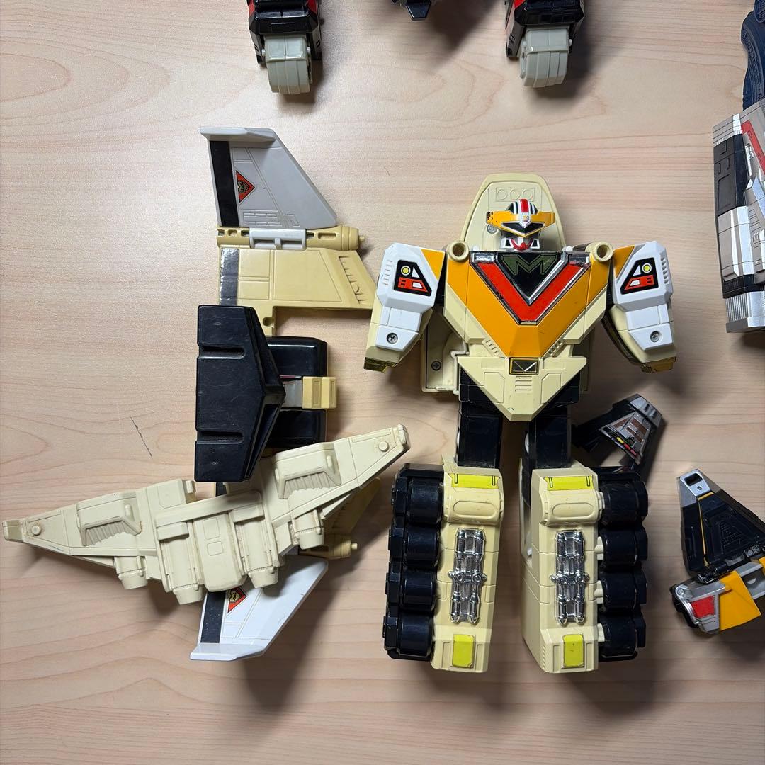 電磁戦隊メガレンジャー