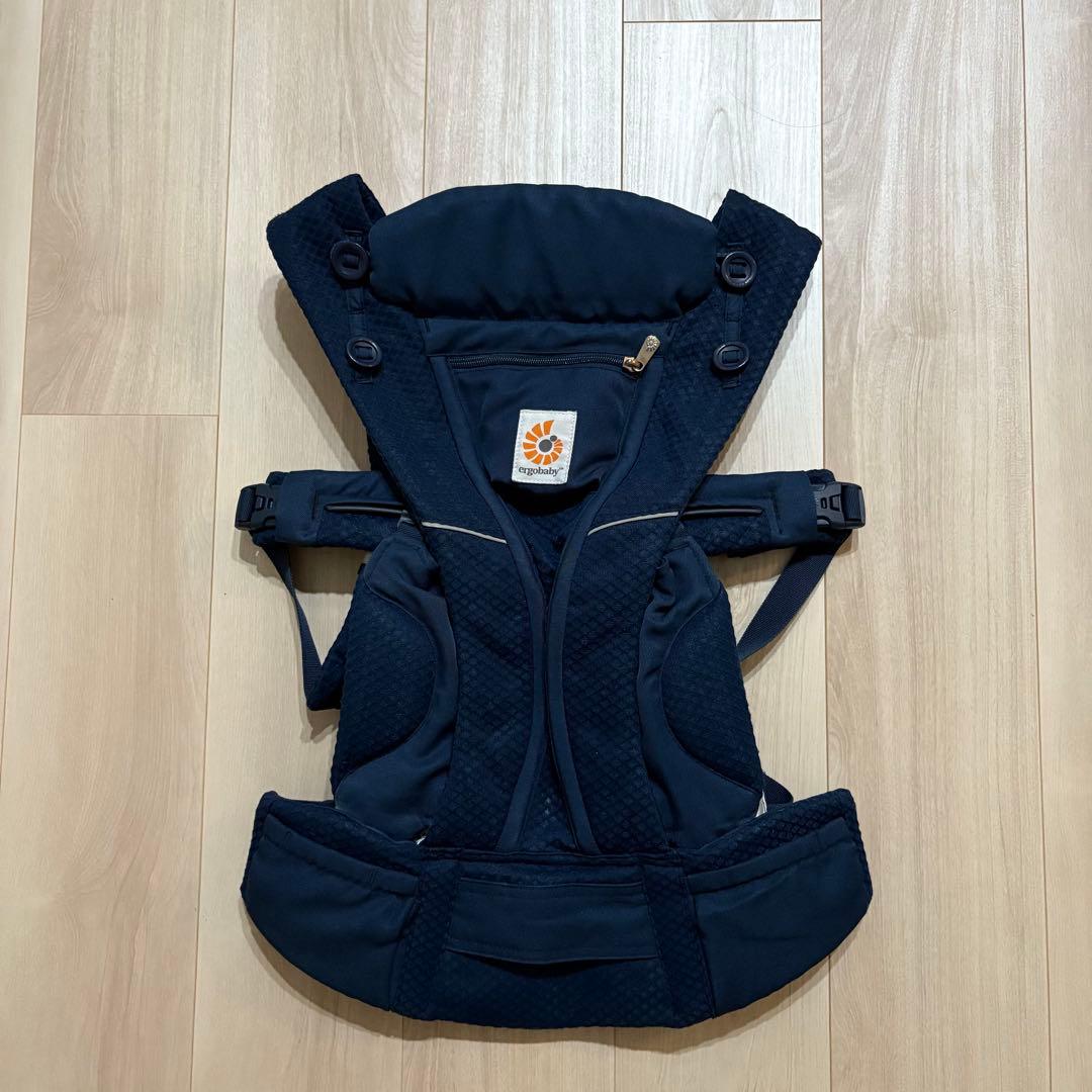 エルゴ　オムニブリーズ　美品　新品未使用あり　箱あり　ネイビー　抱っこ紐