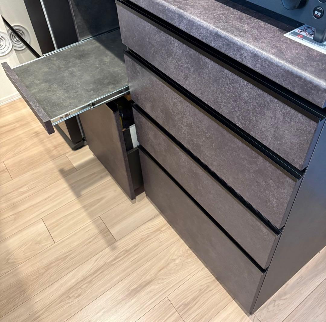 Pamouna EC 食器棚 引き戸タイプ