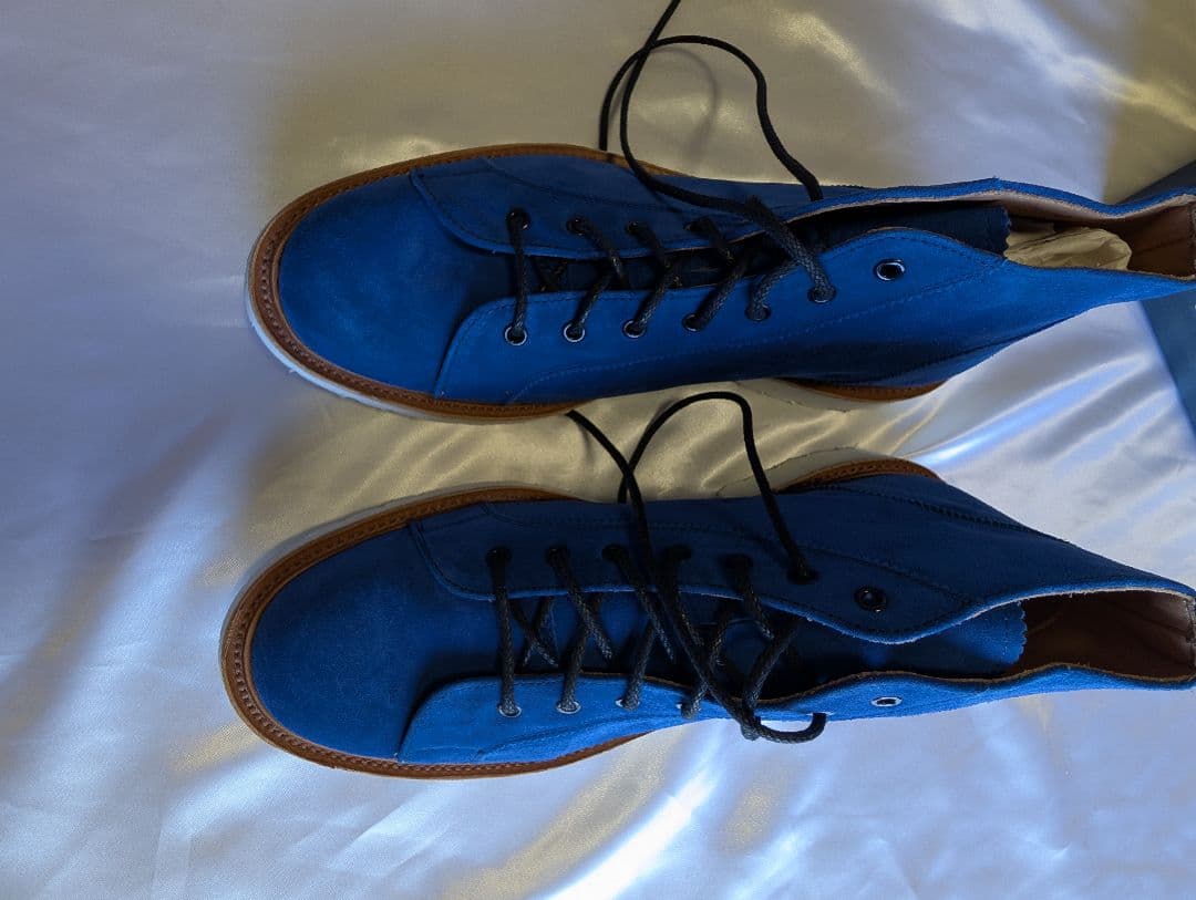 初*者様 新品未使用　tricker's　スエード　ブーツ　ブルー　ビブラムソー