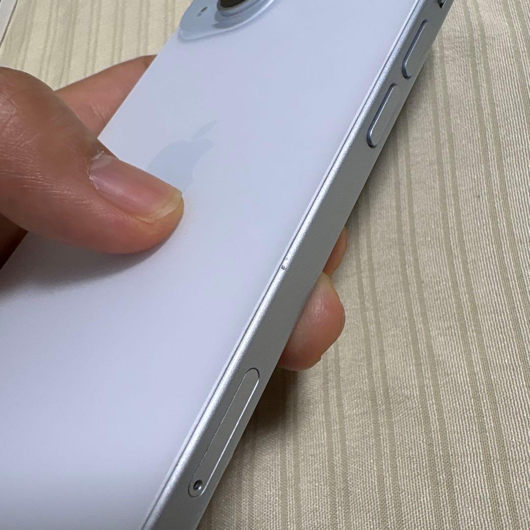 Apple iPhone 15 ブルー箱付き。中古品