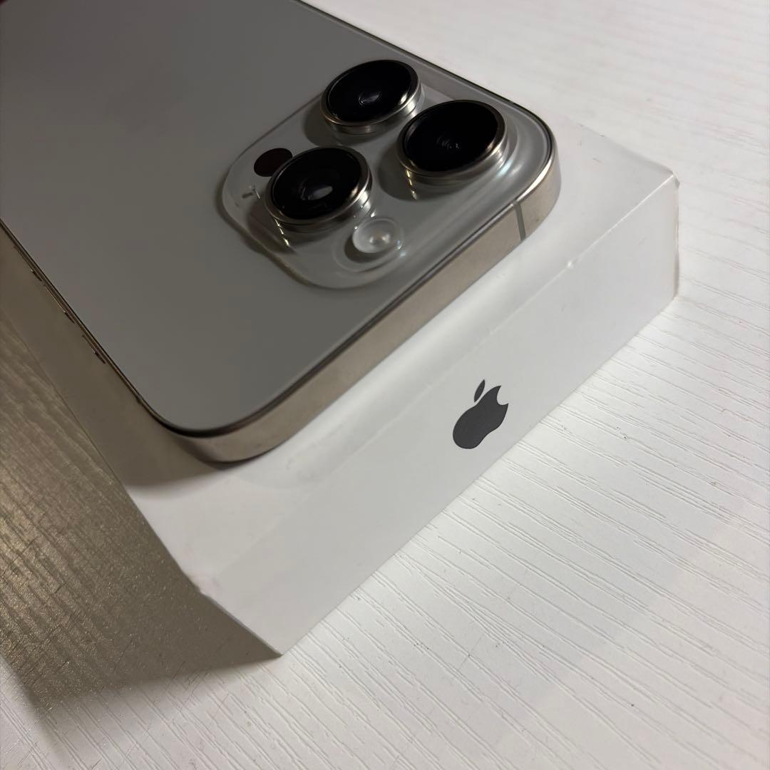 iPhone15 Pro 512GB ナチュラルチタニウム SIMフリー