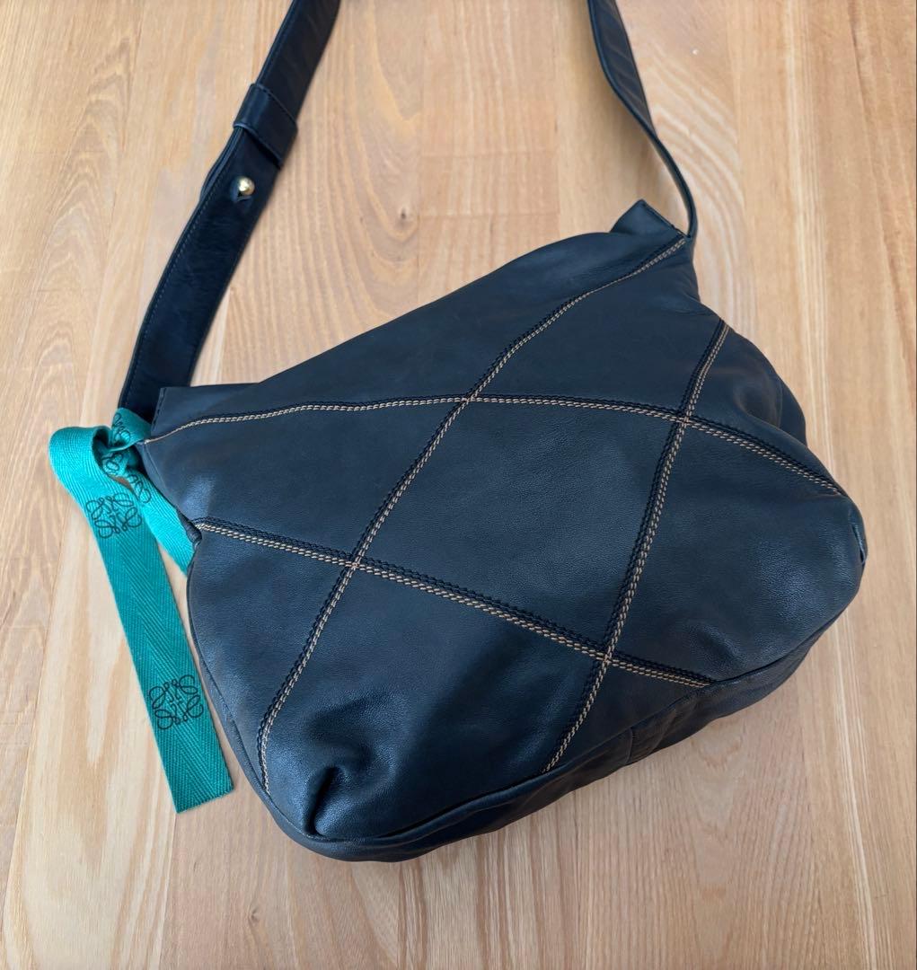 LOEWE クロスデザイン ステッチ ショルダーバッグ ハンドバッグ トート 黒