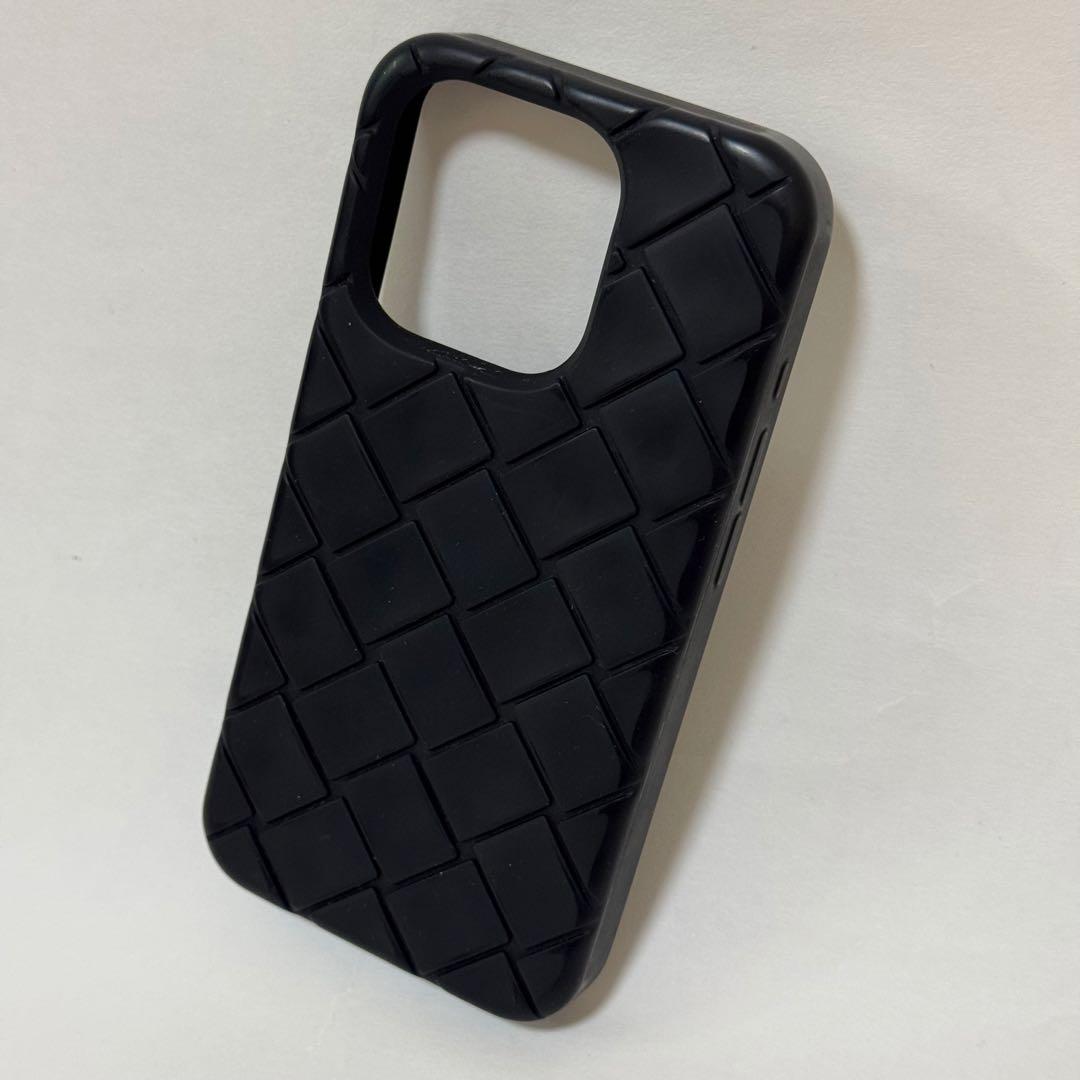 ✨正規品＆美品‼️✨ボッテガヴェネタ イントレチャート iPhone15Pro