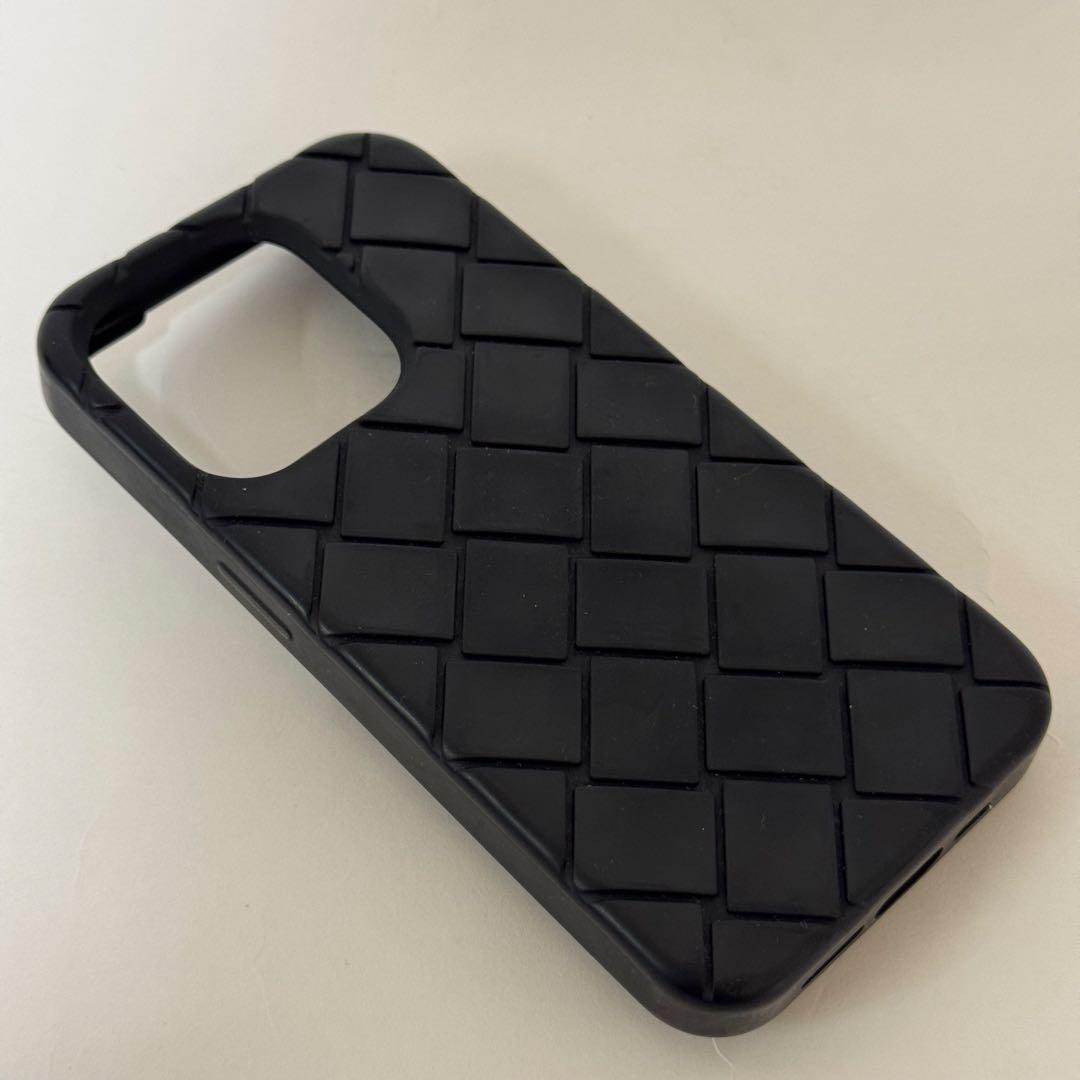 ✨正規品＆美品‼️✨ボッテガヴェネタ イントレチャート iPhone15Pro