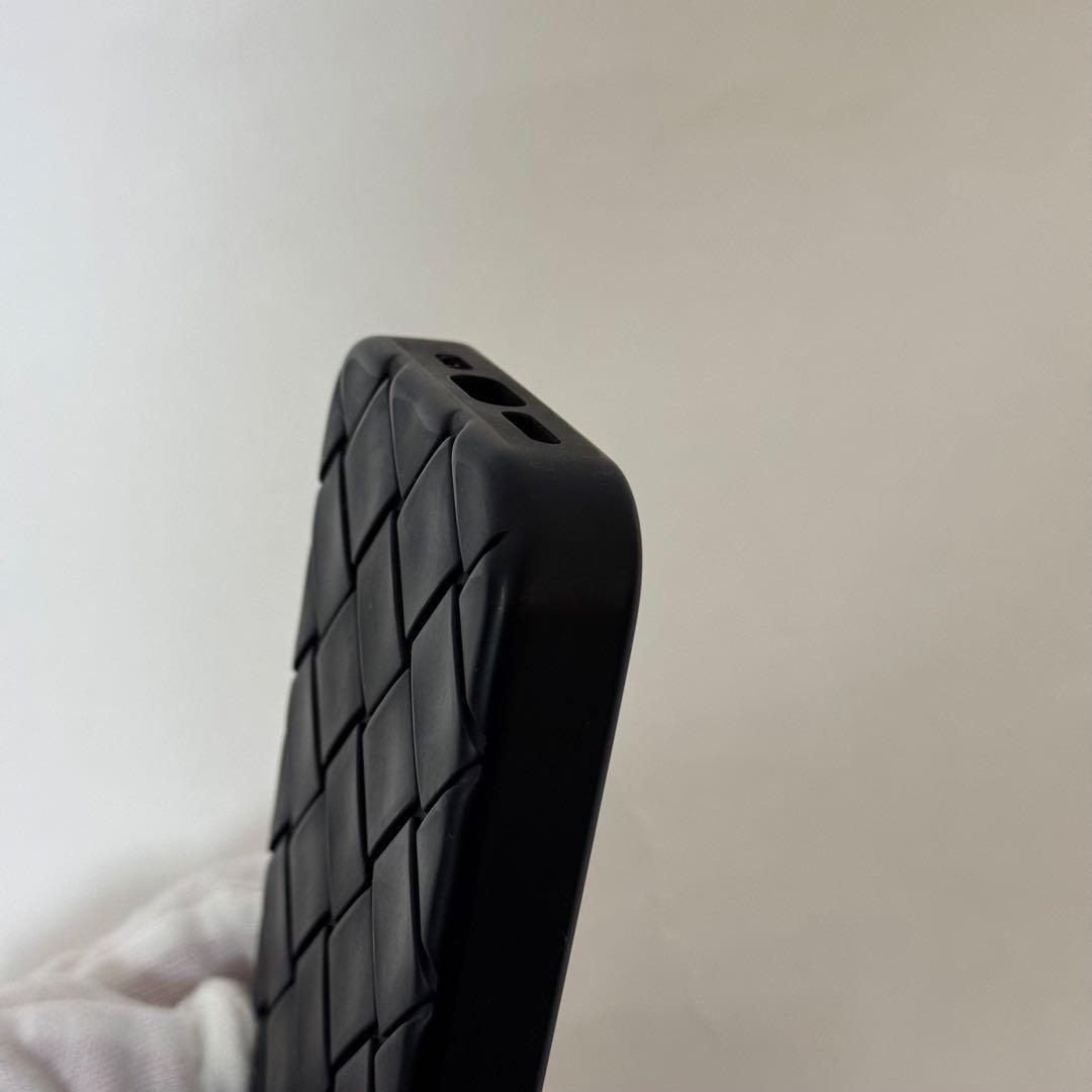 ✨正規品＆美品‼️✨ボッテガヴェネタ イントレチャート iPhone15Pro