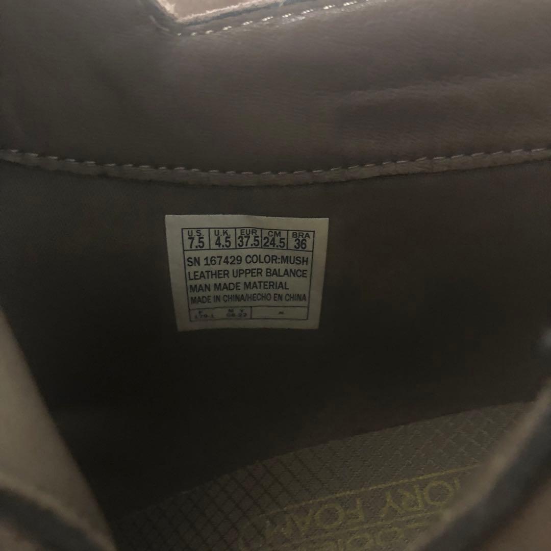 スケッチャーズ　ショートブーツ　メモリーフォーム