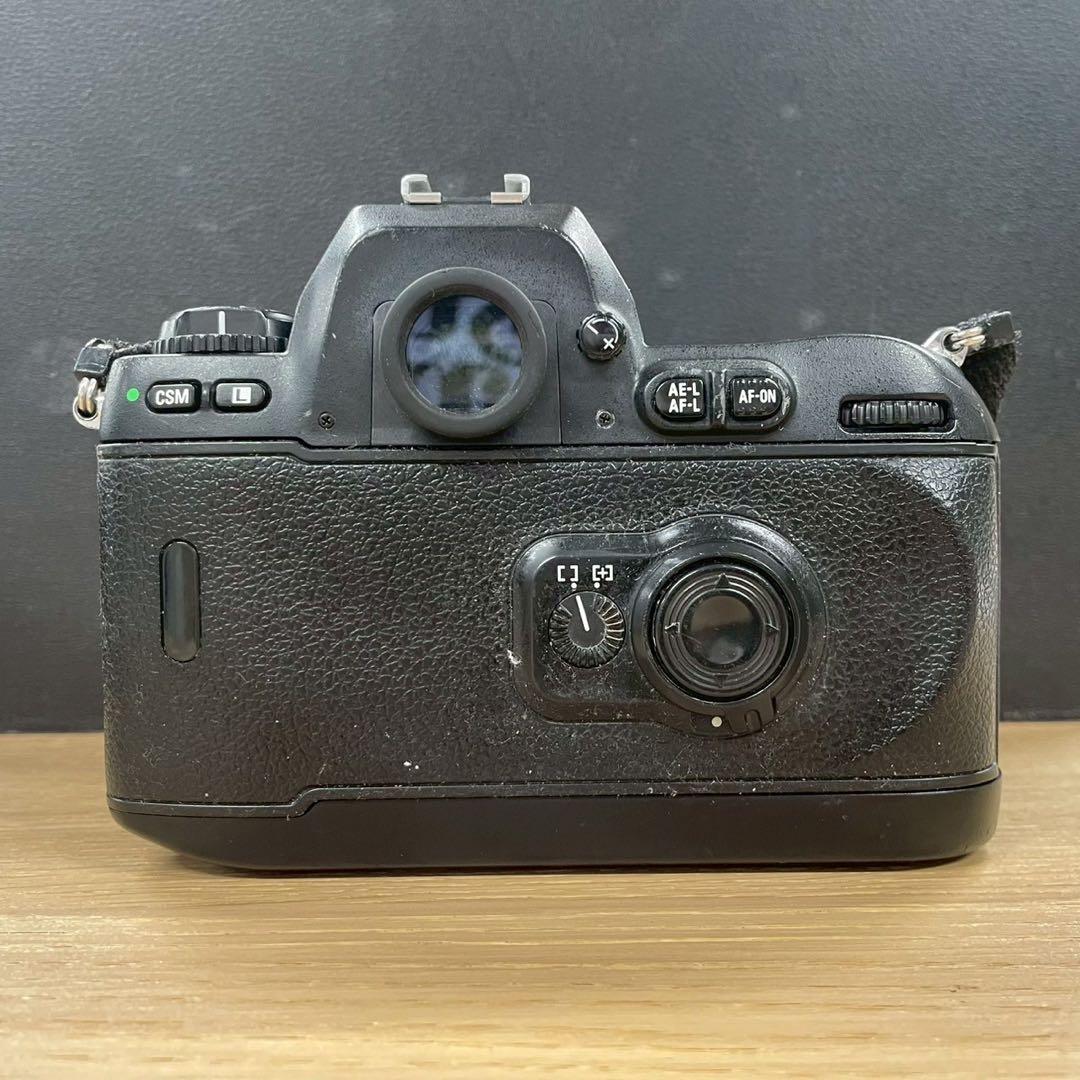 Nikon F100 フィルムカメラ ニコン 一眼レフカメラ WW239