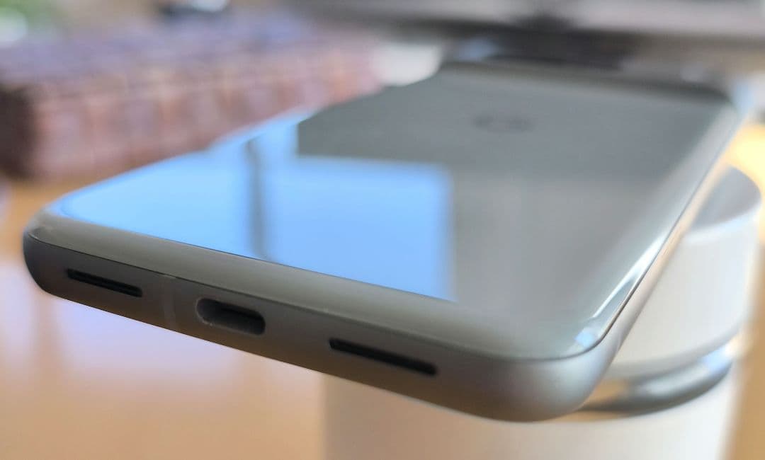 【美品】Google Pixel 8 ヘーゼル 128GB 国内版 SIMフリー