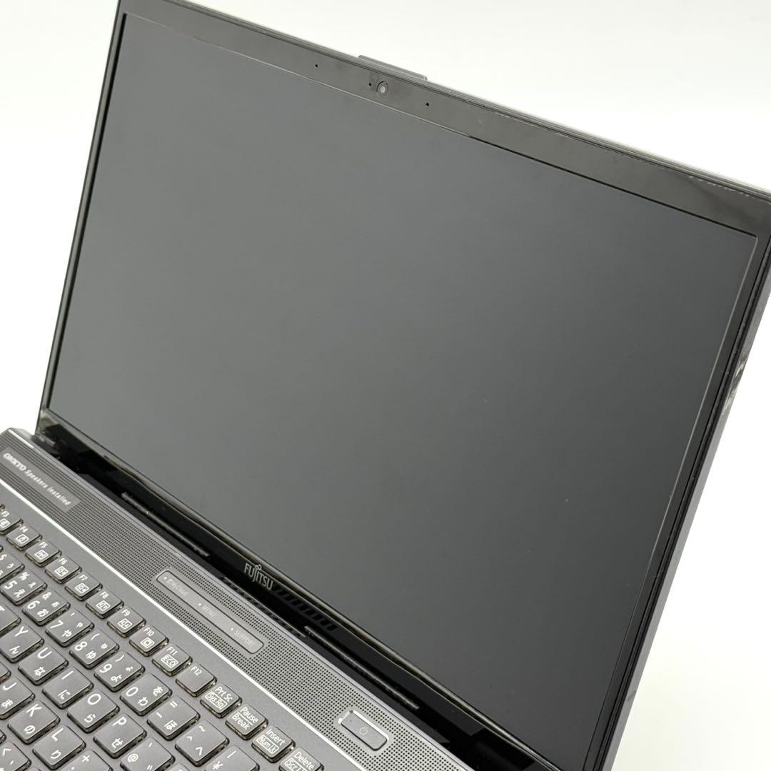 富士通 ノートパソコン 8世代 i7 新品SSD1TB Blu-ray 高音質