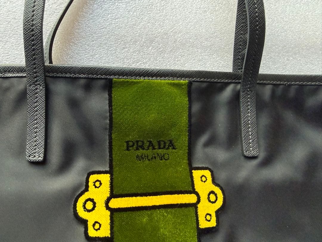 PRADA　プラダ　ナイロントートバッグ　ベルベット柄　ブラック