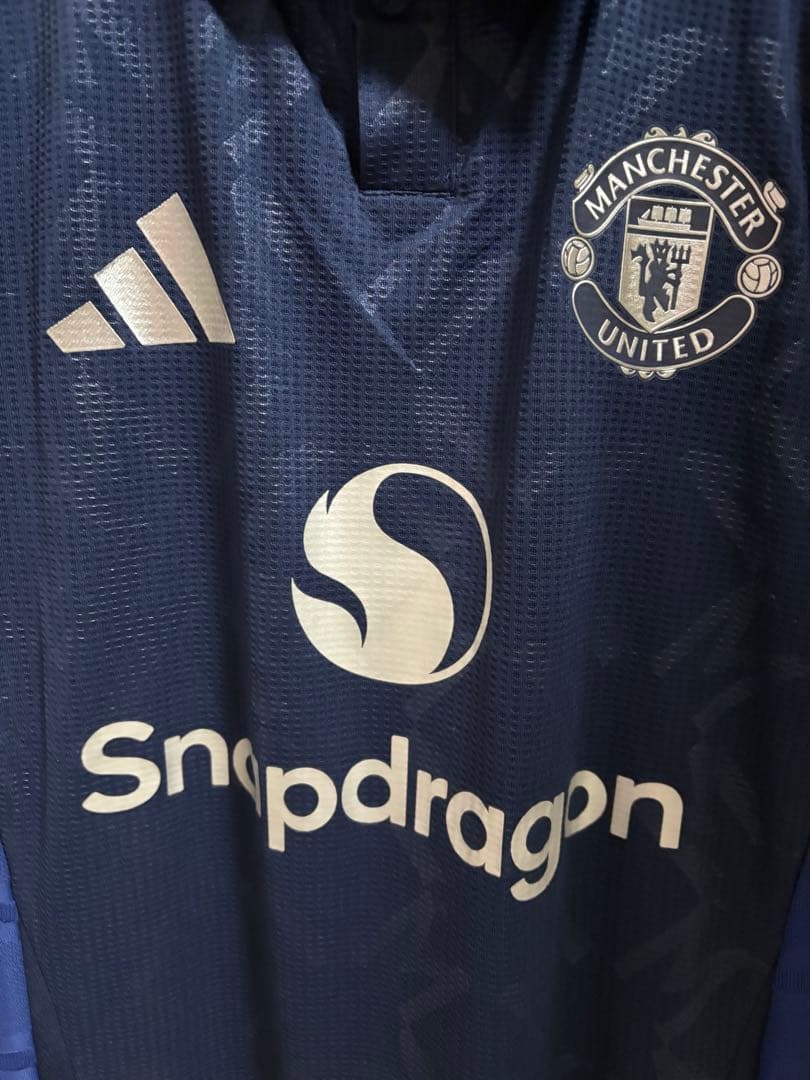 マンチェスターユナイテッド 24-25 アウェイ オーセン マズラウィ