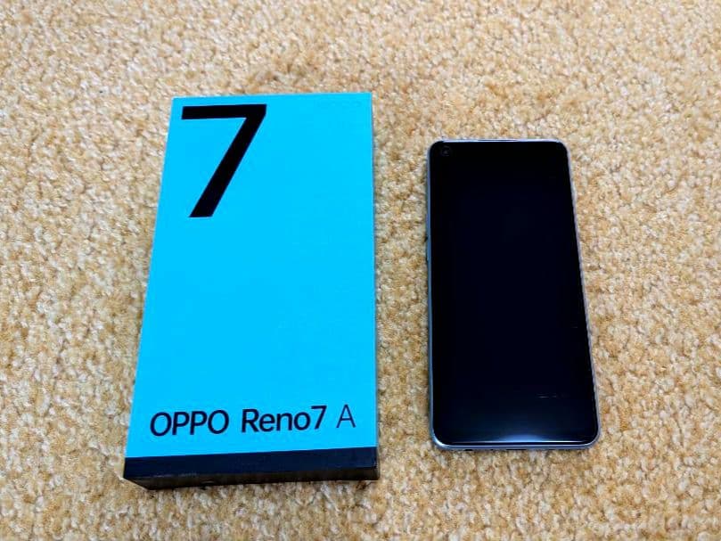 OPPO Reno7 A　ドリームブルー、カバー付き