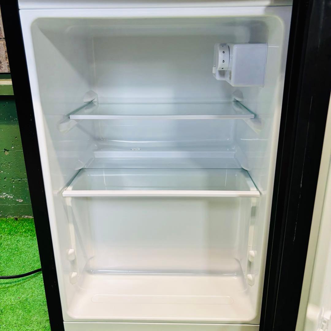 美品 25年製 60L 小型 冷蔵庫 2台目や寝室などに【地域限定配送無料】