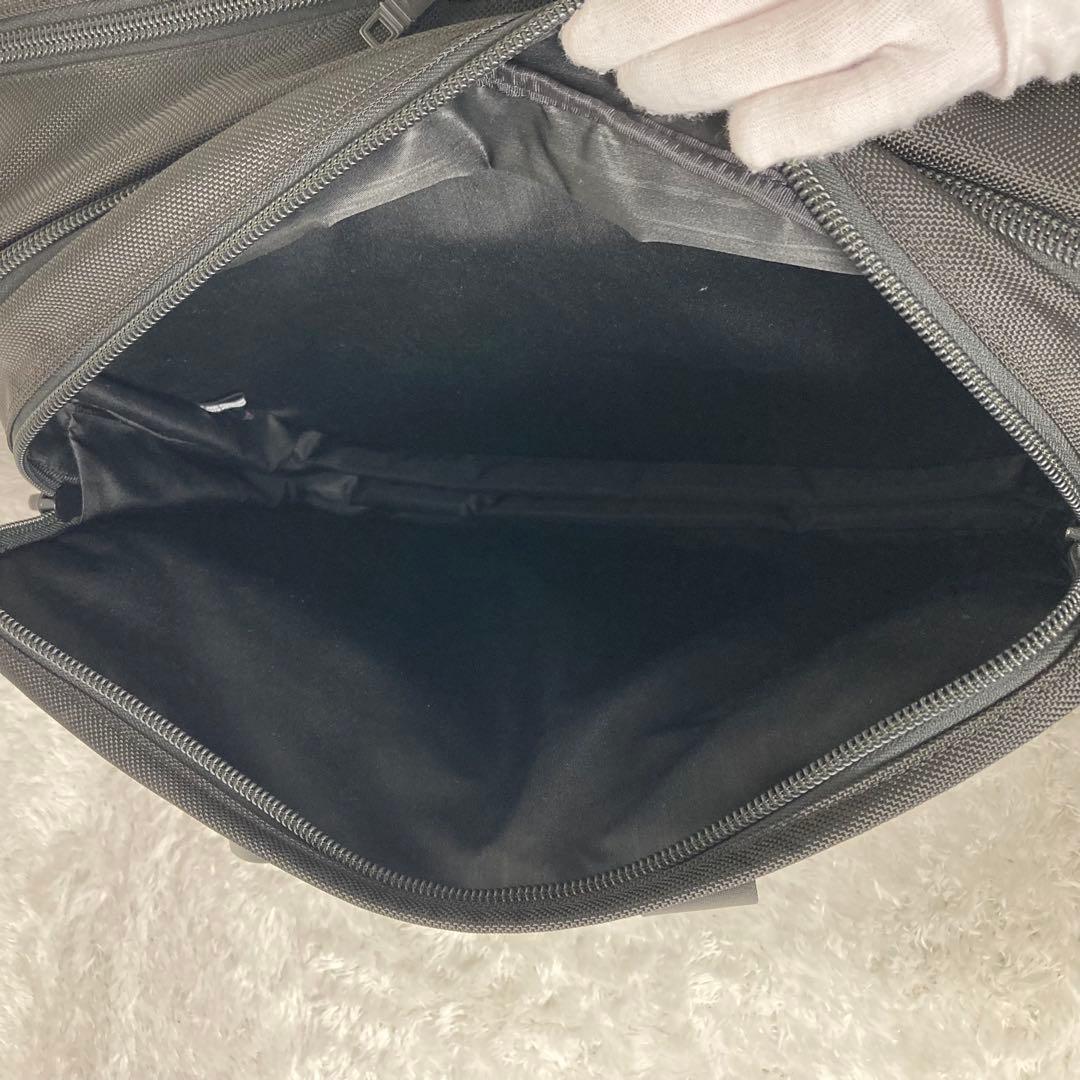 未使用級✨ TUMI アルファ エクスパンダブル　オーガナイザー ブリーフケース