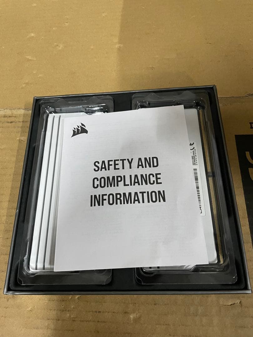 CORSAIR DDR5-7200MHz PC用メモリ　 [16GB×2枚]