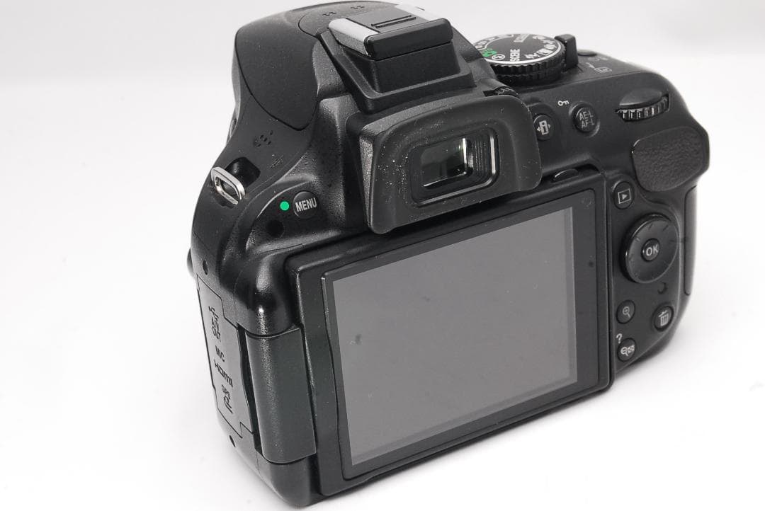 ♥ Nikon D5200 ♥ダブルレンズ♥画面が回転♥超高画質 一眼レフ