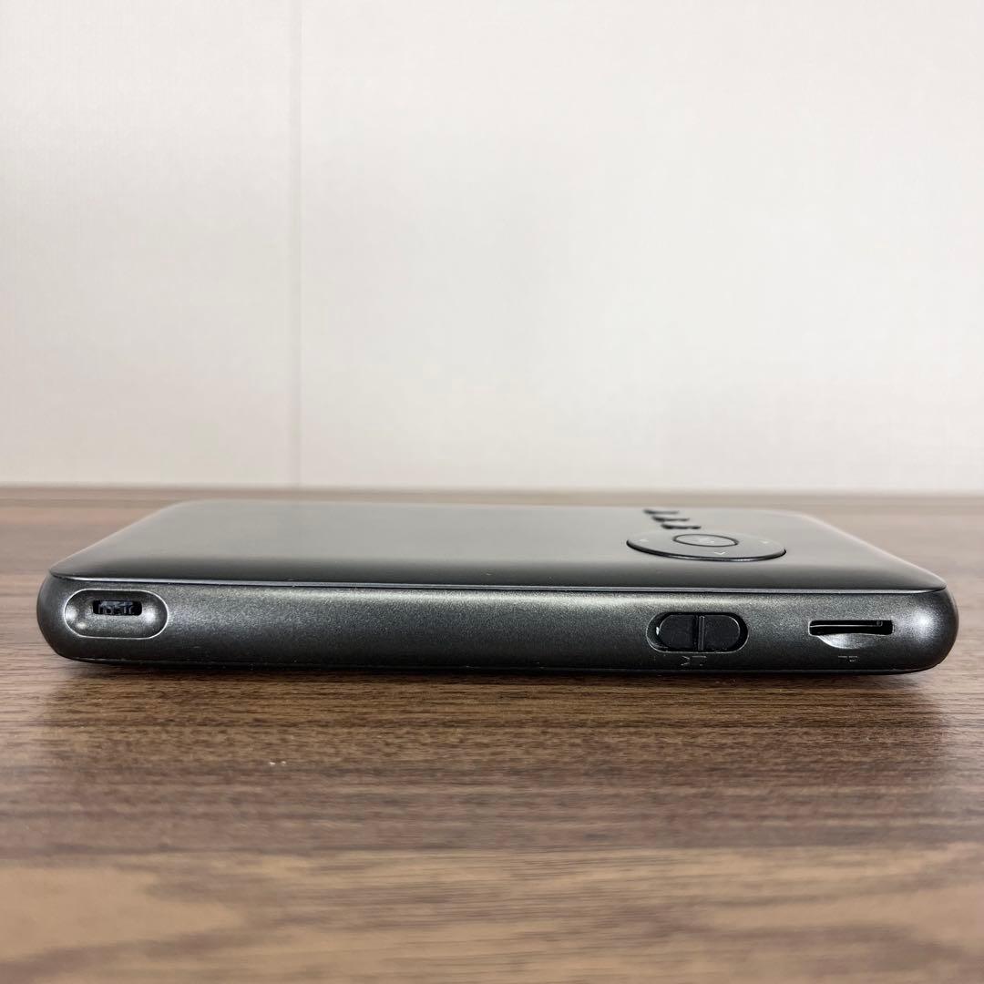 minyon様【美品】UENO-monoカベーニ モバイルプロジェクター T89