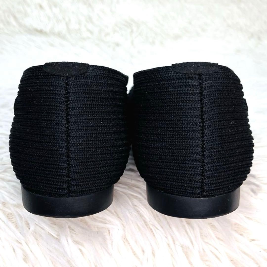 【極美品】VIVAIA 22.5㌢スクエアトゥフラットシューズ　ビバイアVライン