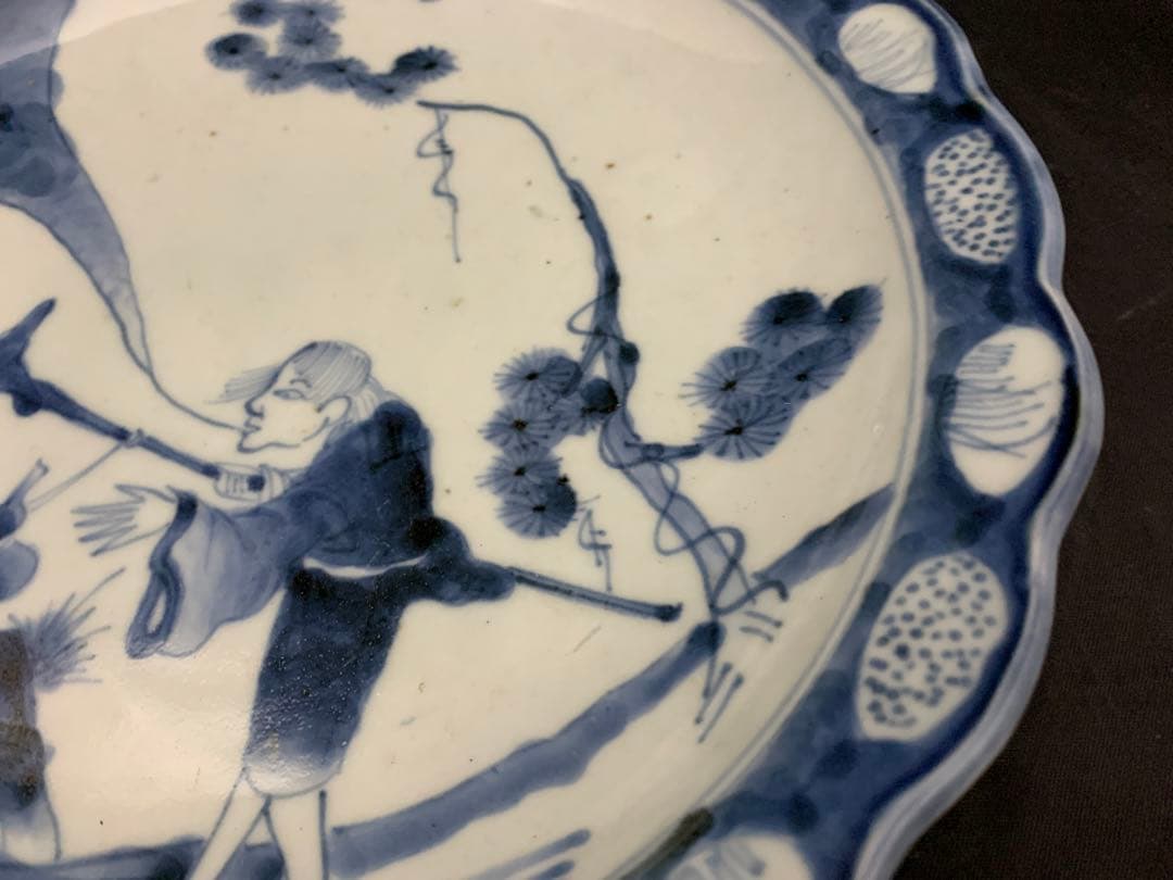 古伊万里　　鉄拐仙人染付図輪花皿　約直径27㎝