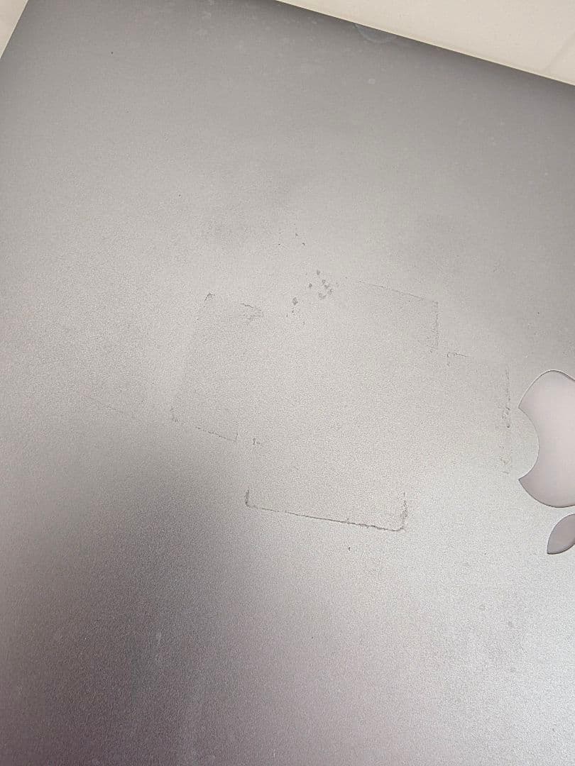 S*i様 MacBook Pro 15インチ シルバー