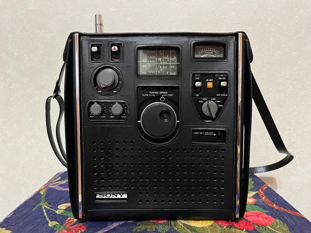 ●SONY　スカイセンサ－　ICF5800　●昭和のBCL傑作機！