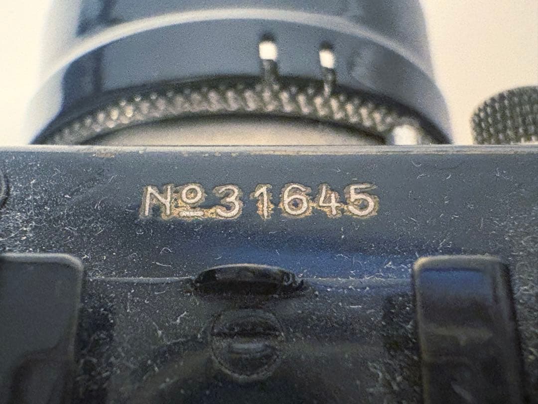 Leitz（Leica）刻印 フィルムカメラ＋レンズ付き 動作未確認 現状品
