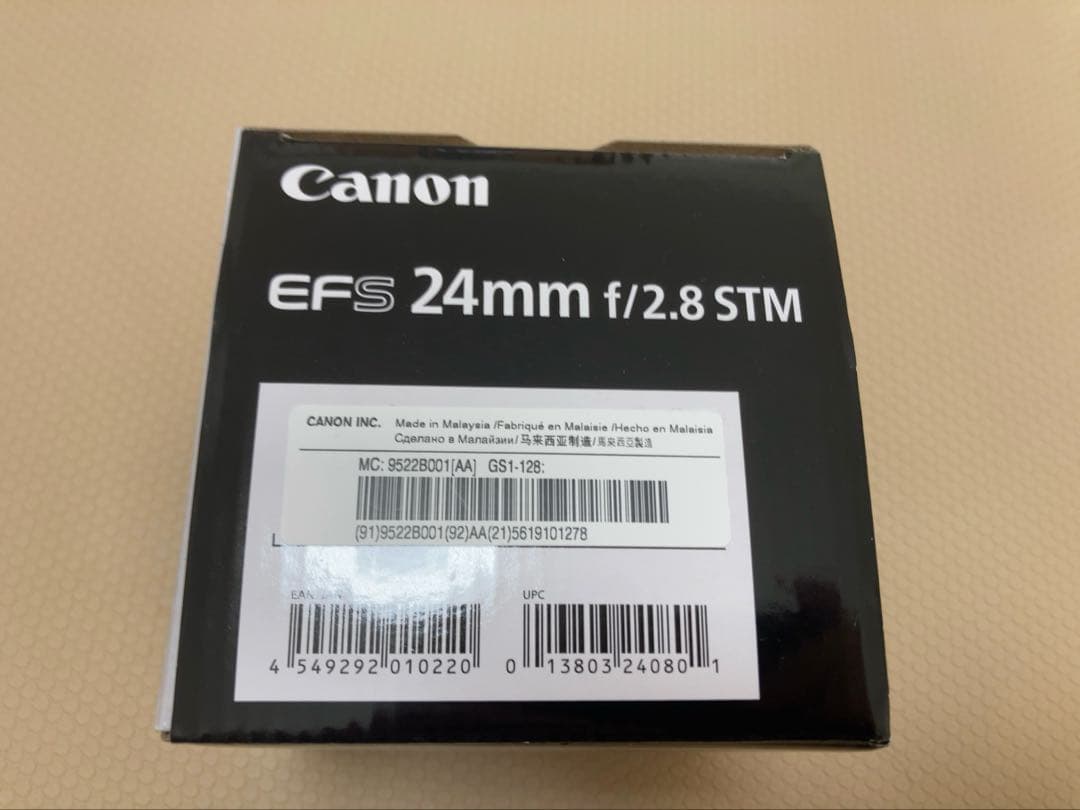 キャノン　単焦点レンズ　EFS24mm F2.8 STM