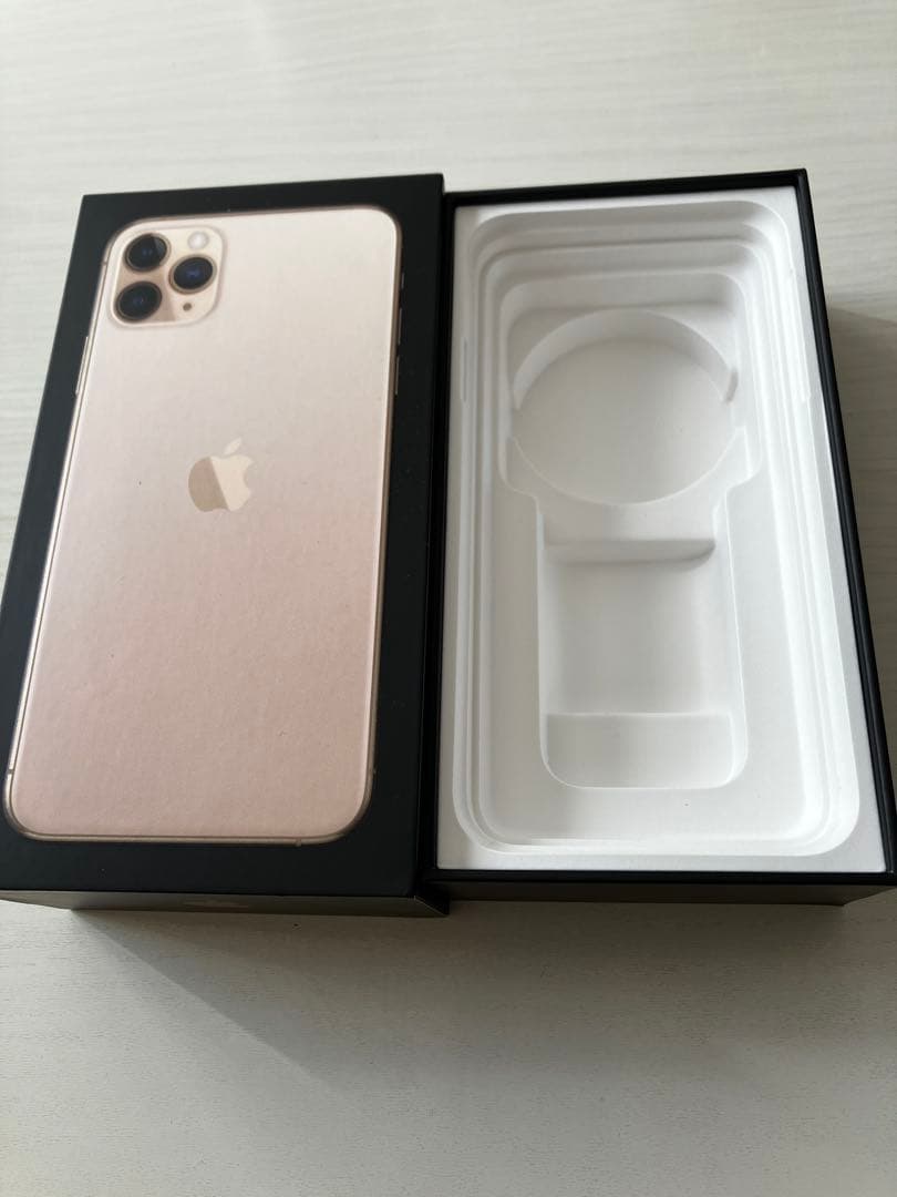 iPhone11ProMax 512GB SIMフリー 画面表示不良(軽度)あり